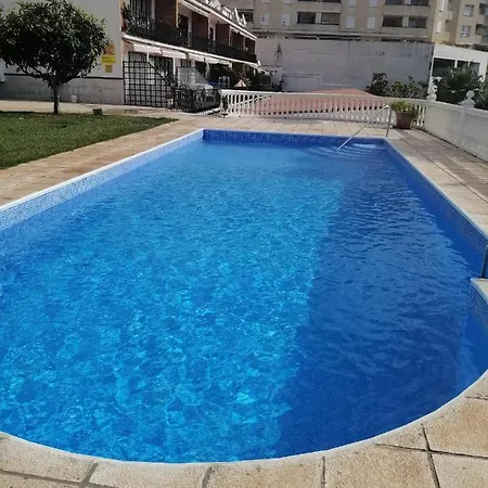 Calle Bastion, 2 3 *